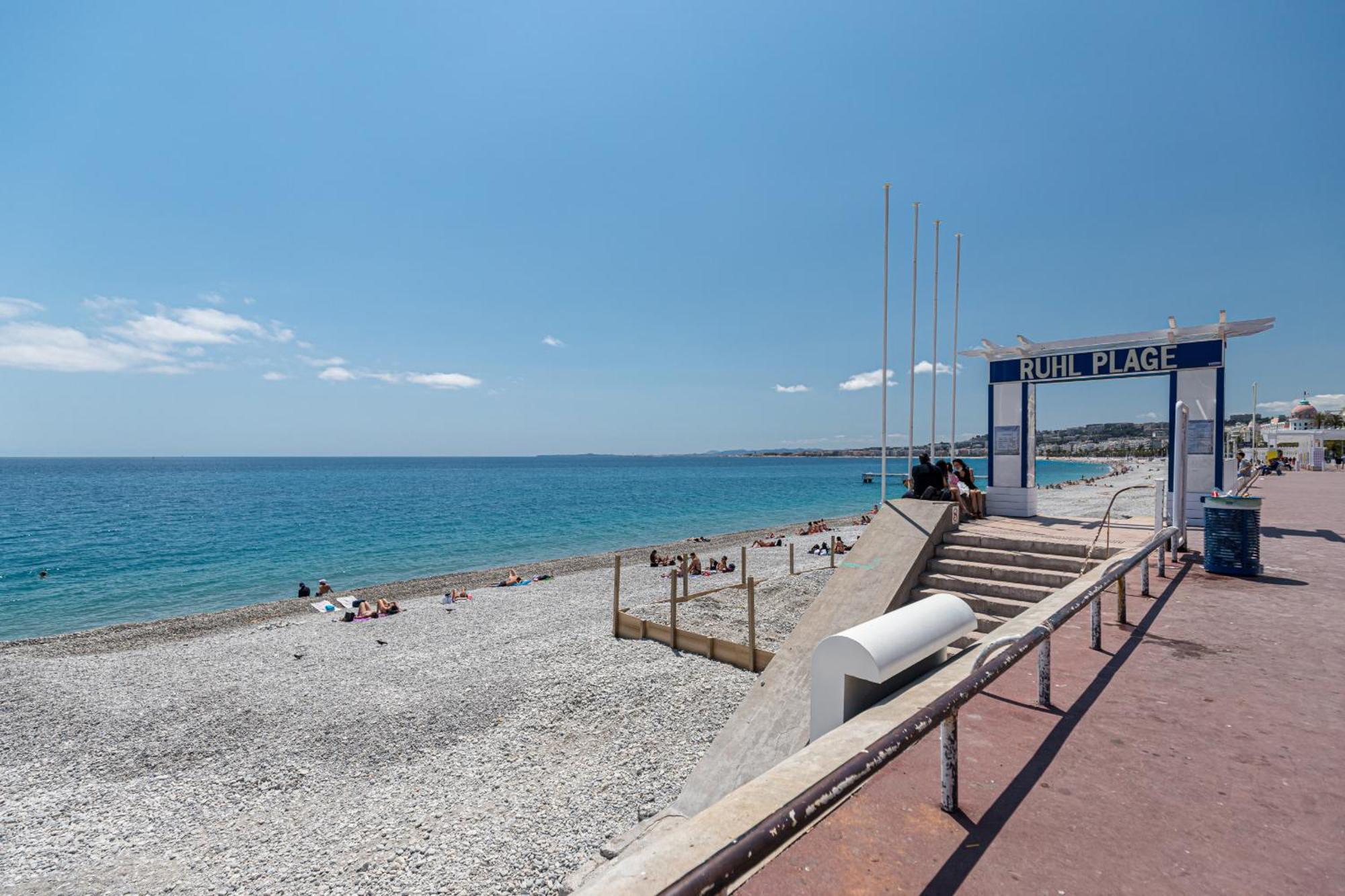 La Promenade Des Et Louis Vuitton à 200m